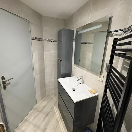 Spacieux T3 Au Grau-du-roi, Securisee Proche Et Centre-ville Apartmán