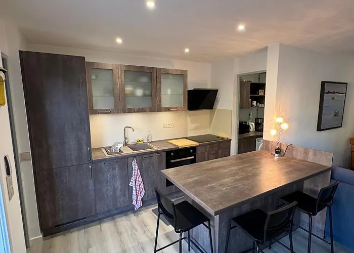 Spacieux T3 Au Grau-du-roi, Securisee Proche Et Centre-ville Le Grau-du-Roi